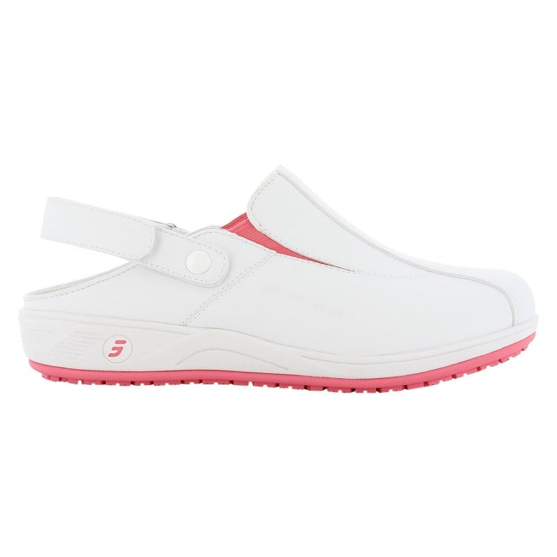 CARINNE Clogs