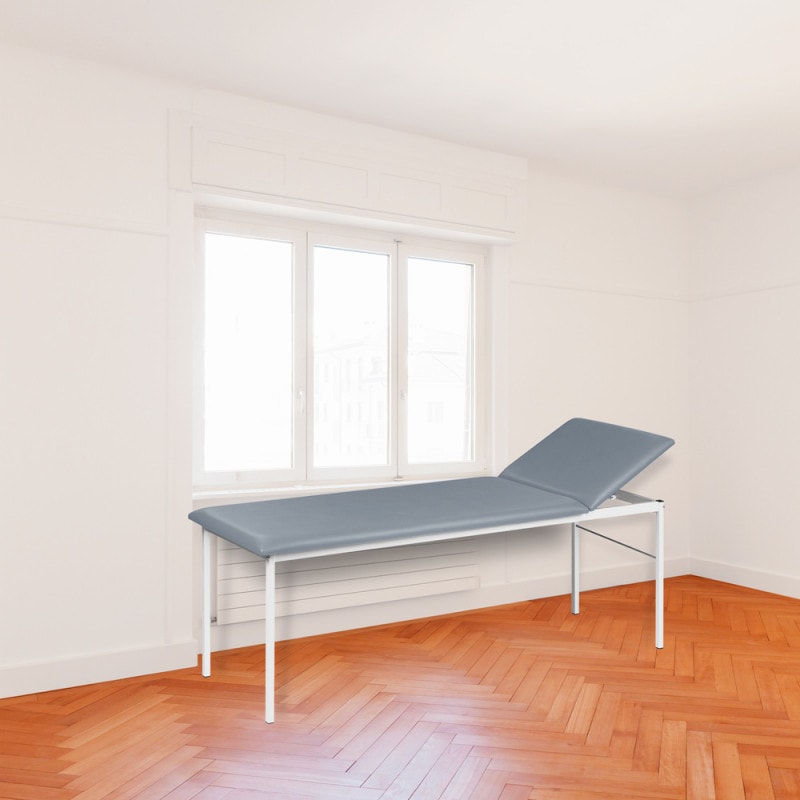 Untersuchungsliege mit verstellbarem Kopfteil